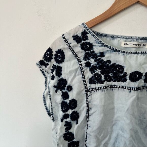 Standard Grace White Navy Blue Floral Embroidery Drop Shoulder Boho Tunic Blouse - Picture 6 of 6